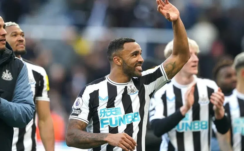 Newcastle ganha do Wimbledon em jogo adiado por enchente e avança na Copa da Liga Inglesa