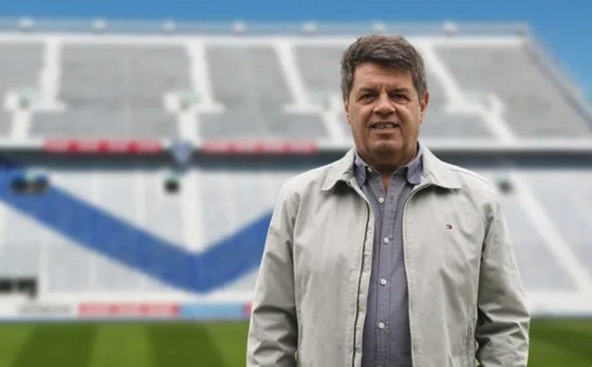 Presidente deixa Vélez Sarsfield após crise e ameaças de torcedores a jogadores
