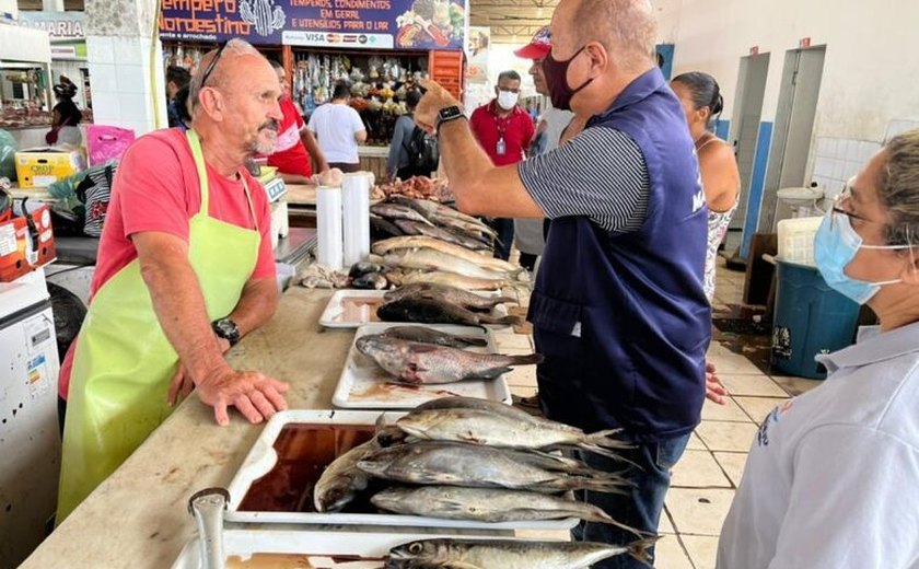 Diálogo aproxima gestão municipal de permissionários das feiras e mercados de Maceió