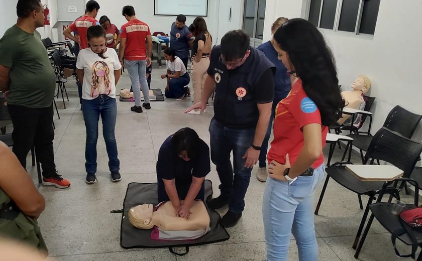 Servidores administrativos do Samu participam de curso sobre Primeiros Socorros
