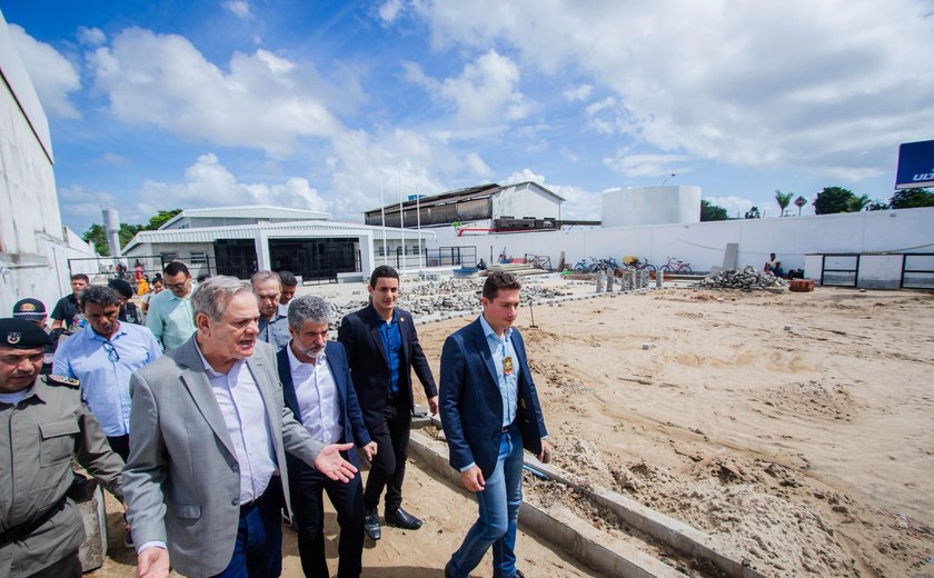 Governador em exercício visita obras da nova Central de Flagrantes