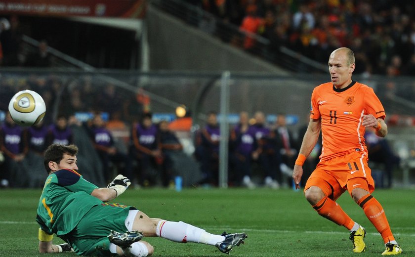 Espanha x Holanda: europeus reeditam a final da Copa de 2010 na Fonte Nova