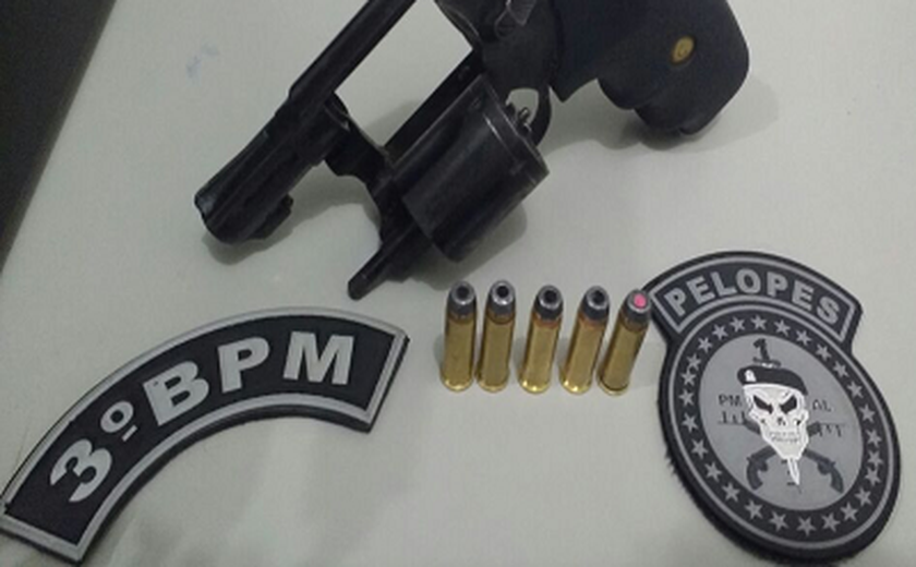 3º BPM apreende arma de fogo e recupera veículos roubados em sua área de atuação