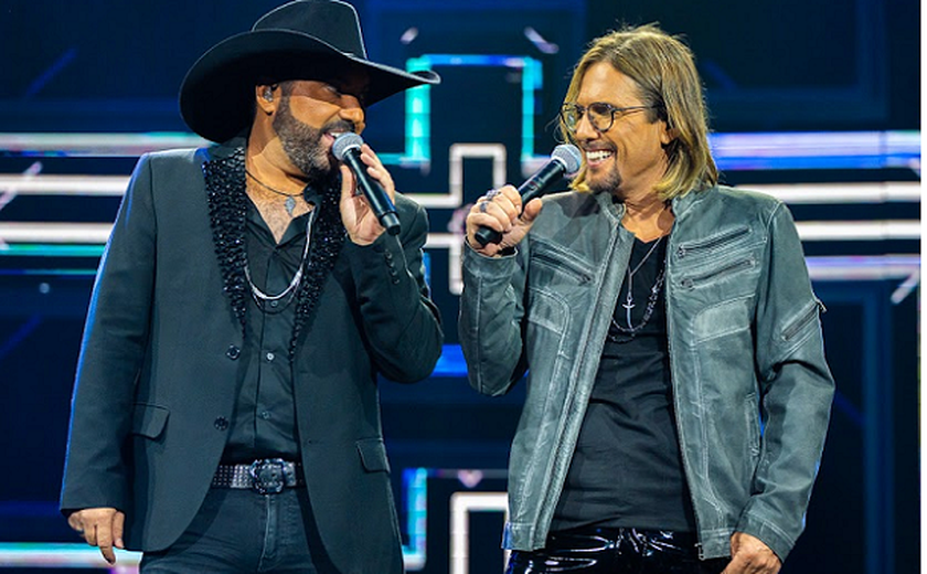Edson e Hudson sobem quatro faixas do álbum “Foi Deus”