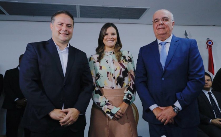 Renovação do secretariado fortalece o Governo técnica e politicamente, diz Renan Filho