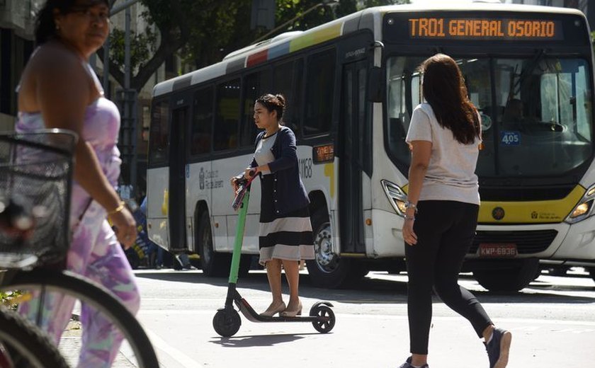 ONG discute uso do carro e formas mais sustentáveis de locomoção