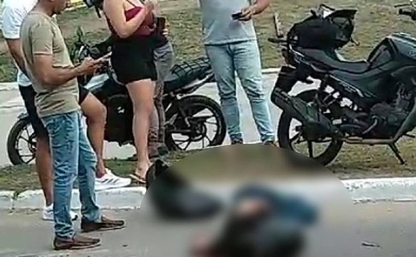 Motociclista é atropelado por caminhão no bairro do Antares