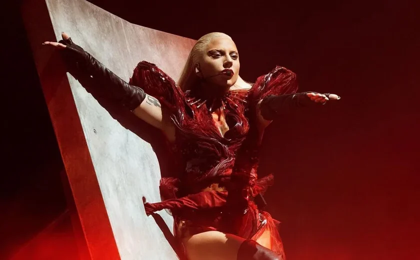 Lady Gaga: show no Rio tem pedidos de desculpas e espetáculo de luzes e dança para 2,1 milhões