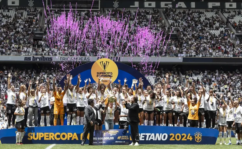 Corinthians vence Cruzeiro e conquista a Supercopa Feminina 2024