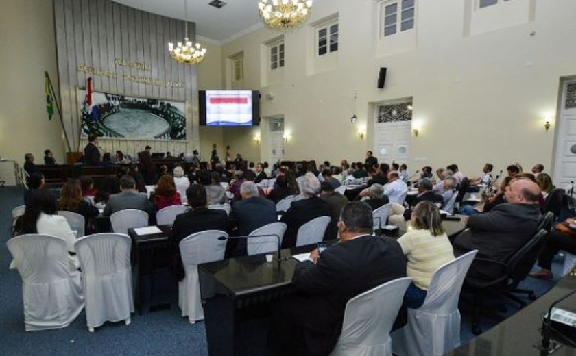 Governo participa de debate sobre importância do Comércio em Alagoas
