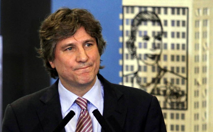 Ex-vice argentino é condenado a mais de 5 anos por corrupção