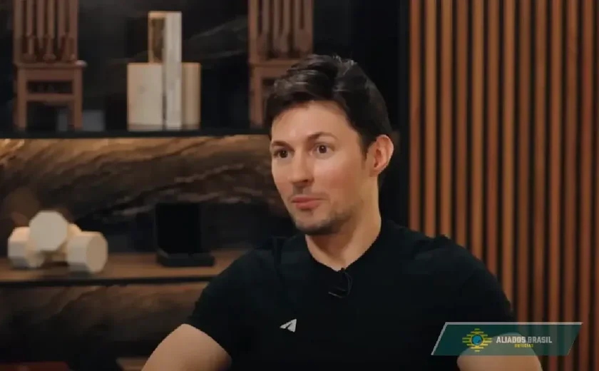 Investidora russa e suposta namorada de Pavel Durov o teria acompanhado em viagem à França, diz jornal; saiba quem é