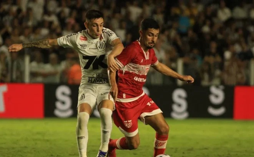 CRB desperdiça pênalti e empata com o Santos por 1 a 1 na Vila Belmiro