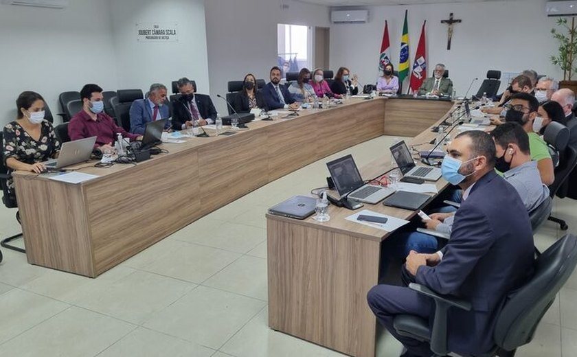 Reunião da Asplage apresenta hotsite do PEI e discute metodologia para realização de oficinas
