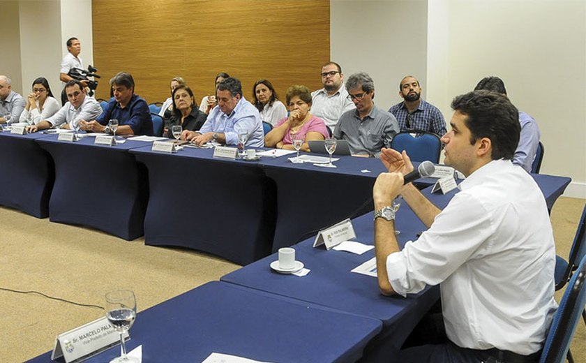 Mais Maceió: Prefeito Rui Palmeira participa de reunião de monitoramento