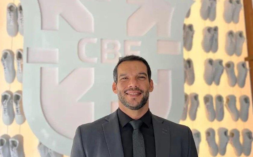 Samir Xaud é eleito presidente da CBF em meio a boicote de clubes