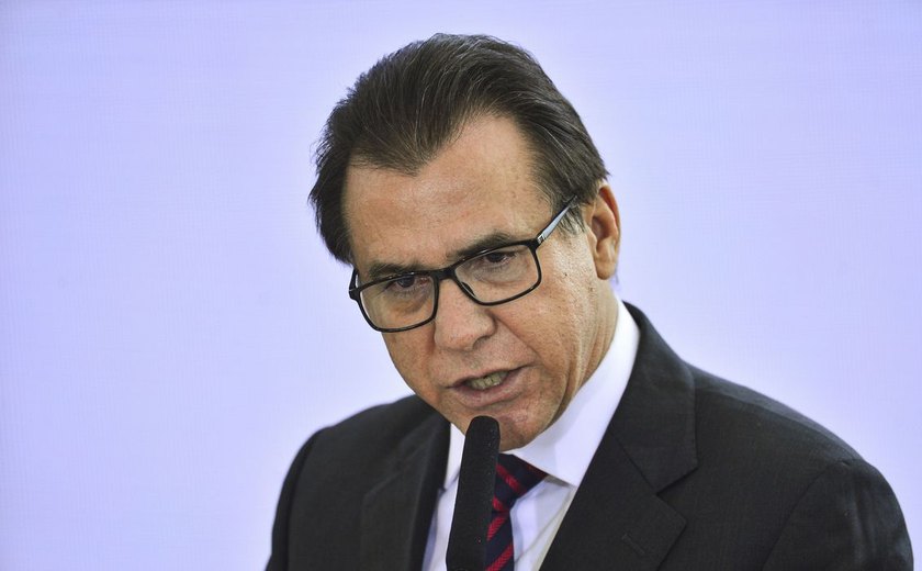 Há um número do Caged de março que irá surpreender, diz Luiz Marinho