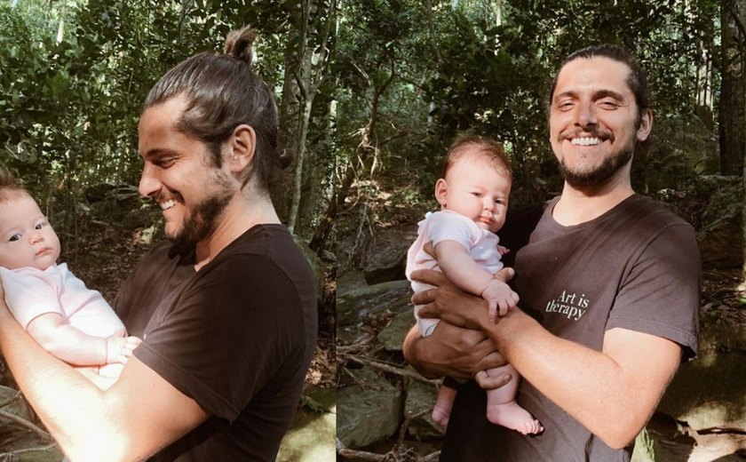 Bruno Gissoni compartilha momento fofo com a bebê Amélia: Rolézin ou rolêzin?’