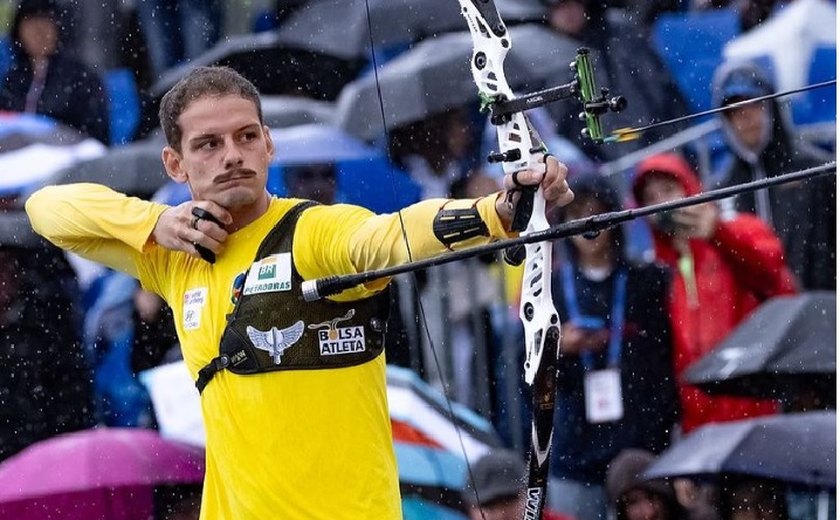 Marcus D'Almeida avança às semifinais da etapa de Paris da Copa do Mundo de Tiro com Arco