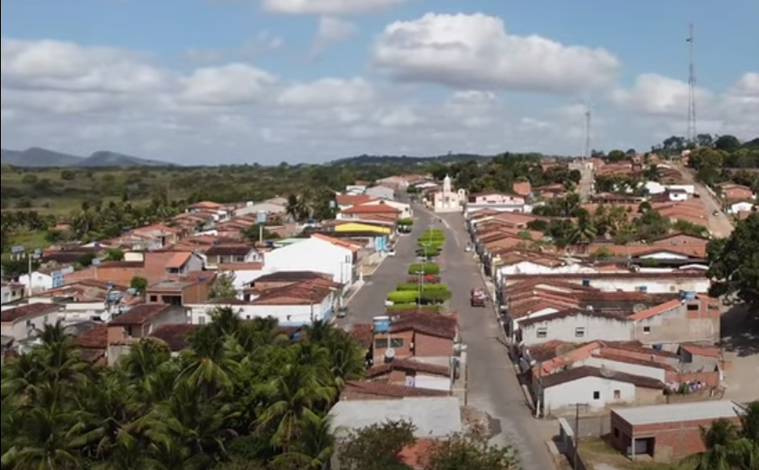 Mulher sai para beber e deixa 4 filhos menores de idade sozinhos em casa, no Agreste de Alagoas