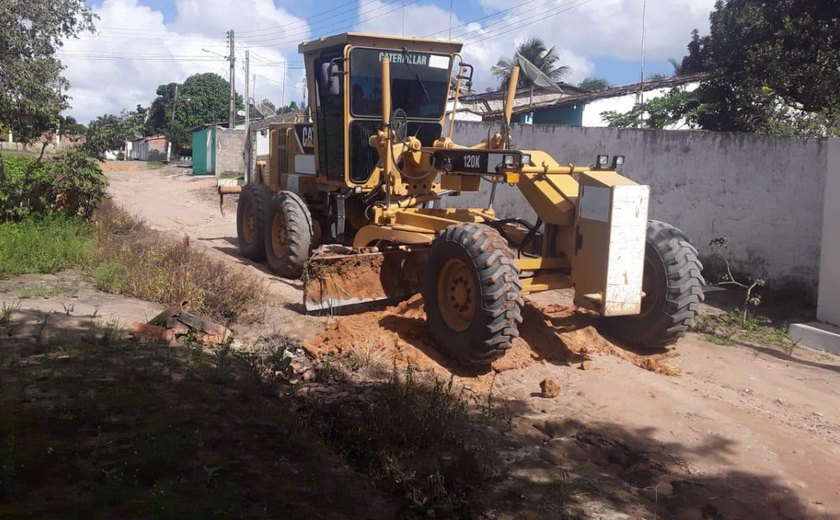 Prefeitura de Anadia segue com cronograma de melhorias nas estradas da zona rural
