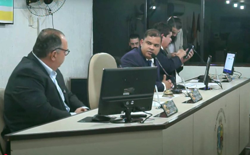 Atendendo recomendação do Ministério Público, Câmara inicia reorganização dos cargos de assessores