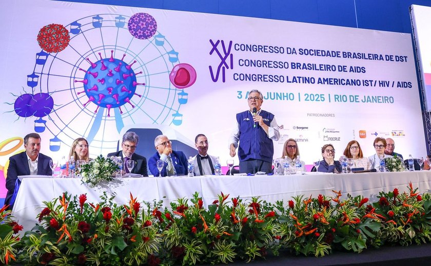 Brasil reduz transmissão do HIV vertical e pede certificado da Opas