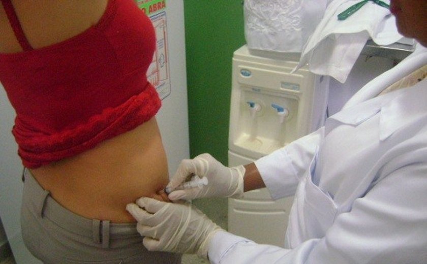 Hospital Helvio Auto inova na técnica de aplicação de vacinas