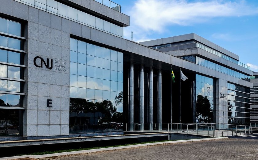 CNJ investigará desembargador que negou prioridade a advogada gestante