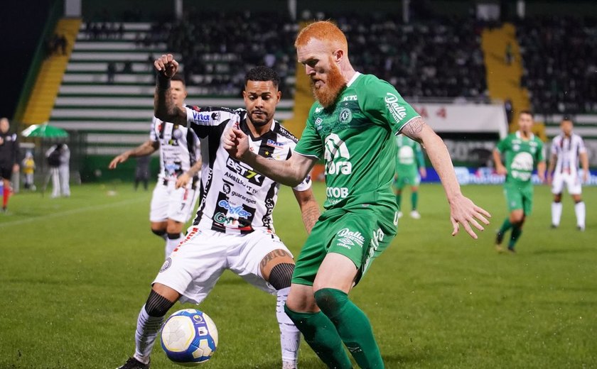 Operário-PR supera Chapecoense e dorme na vice-liderança da Série B