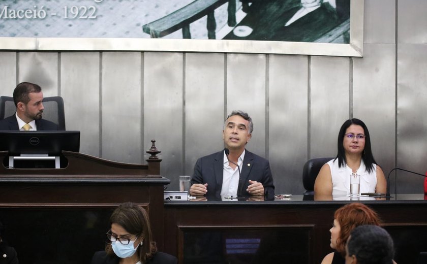 Em ação pioneira, deputado Rafael Brito promove audiência pública sobre o novo ensino médio