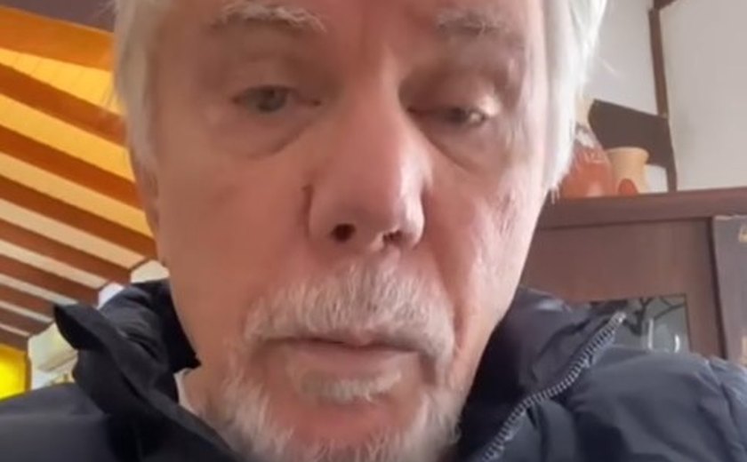 'Me persegue até hoje', diz Reginaldo Faria sobre 'banana' dada por personagem em 'Vale Tudo'
