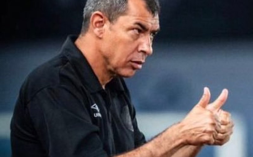 Carille faz últimos ajustes no Santos e dá ênfase às jogadas de bolas paradas