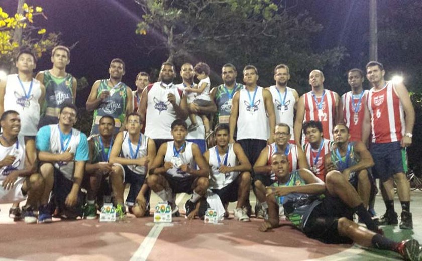 Maceió: Semel premia equipes de Campeonato de Futsal e Copa de Basquete