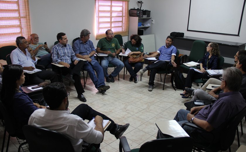 Reunião na sede do IMA discute soluções para o Rio São Francisco