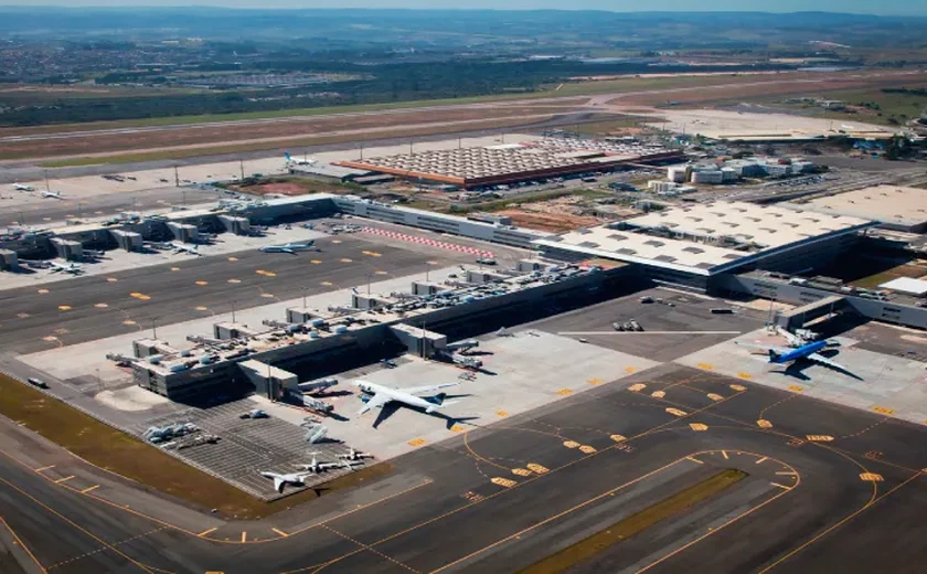 Viracopos tem pista fechada após avião apresentar defeito e fazer pouso de emergência