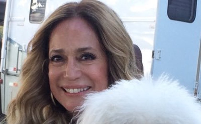 Susana Vieira confunde etnia com religião e toma alfinetada de Kaysar no Mesacast BBB