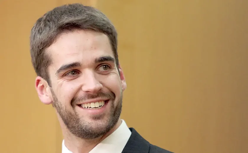 PSDB perdeu protagonismo e é difícil permanecer no formato que está, diz Eduardo Leite