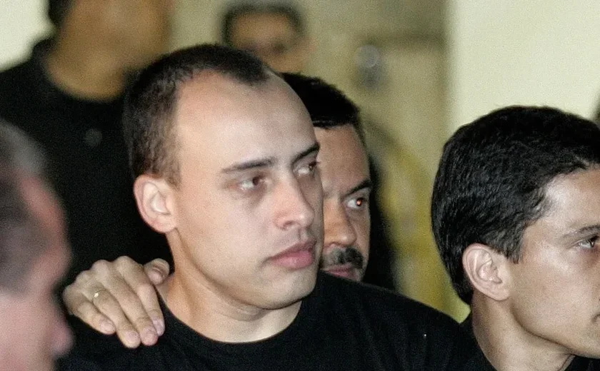 Justiça de SP autoriza Alexandre Nardoni a passar o fim do ano no Guarujá com a família