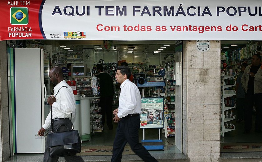 Farmácia Popular foi criada no governo Lula e atende 21 milhões; conheça