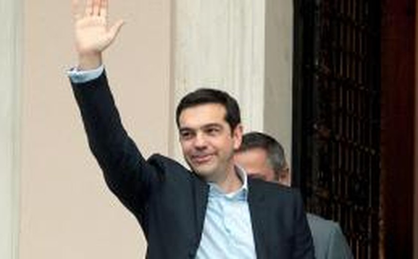 Alexis Tsipras renuncia ao cargo de primeiro-ministro da Grécia