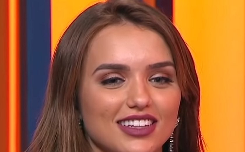 Tutorial: Nas redes, Rafa Kalimann ensina a fotografar lua cheia