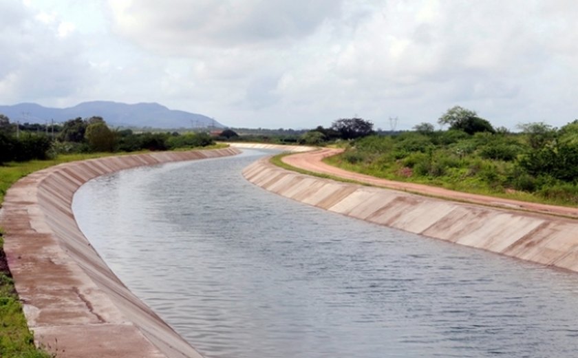Governo viabiliza produção agrícola no entorno do Canal do Sertão