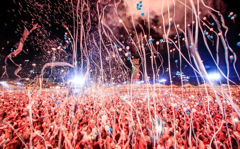 Réveillon Celebration: fogos, balões e atrações musicais de peso deram as boas-vindas a 2019!