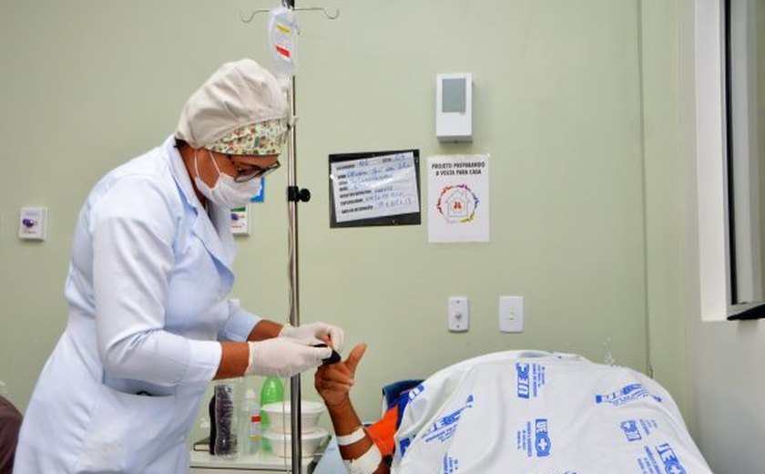Hospital de Emergência do Agreste procura por familiares de paciente internado desde o último 10 de março