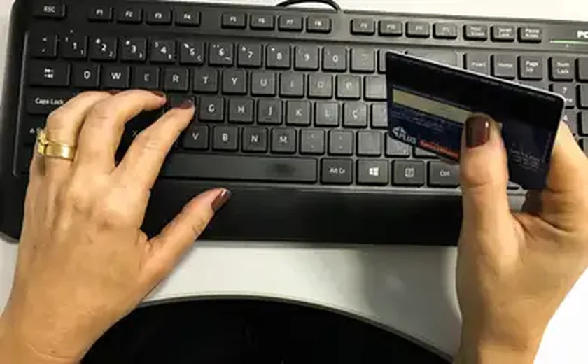 Tentativas de fraudes no e-commerce crescem 27,35% em outubro, mostra Equifax BoaVista