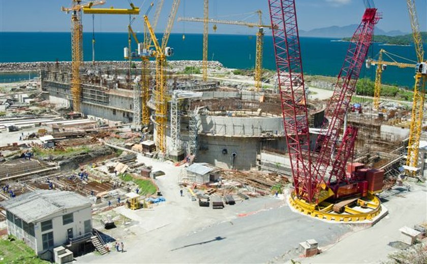 Comissão de Minas e Energia debate continuidade das obras de Angra 3