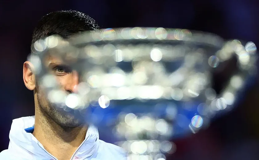 Djokovic desiste de Roland Garros e Sinner se tornará o tenista nº 1 do mundo