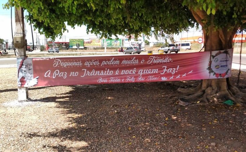 SMTT deseja boas festas com dicas de segurança no trânsito de Arapiraca