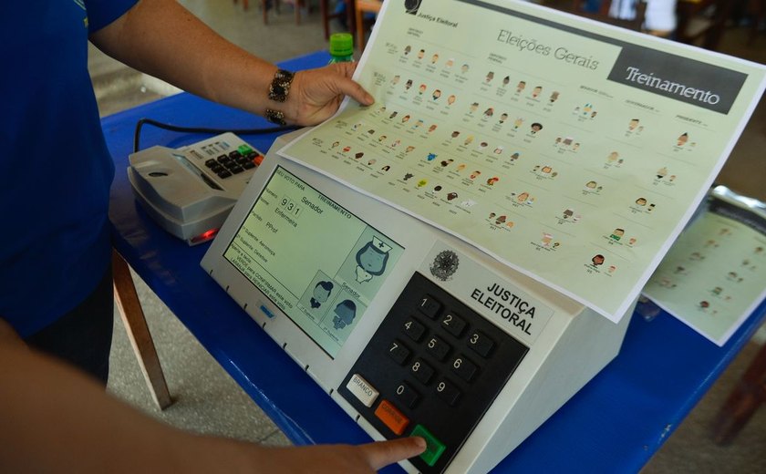 Calendário eleitoral inicia com convenções e registro de partidos